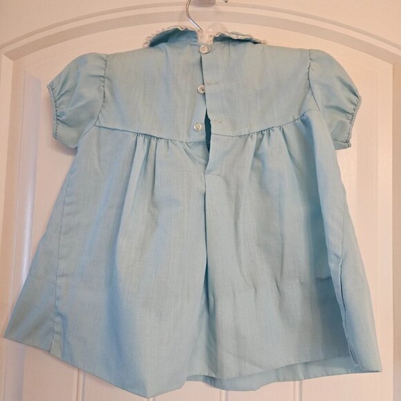 Sale 🎉🥳 4/$25 or $10 VTG Baby Girl Top in Light Blue Size 12 M - Picture 3 of 5